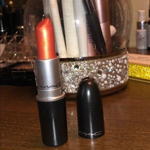 MAC LIPSTICK — Frost Meltdown AA3